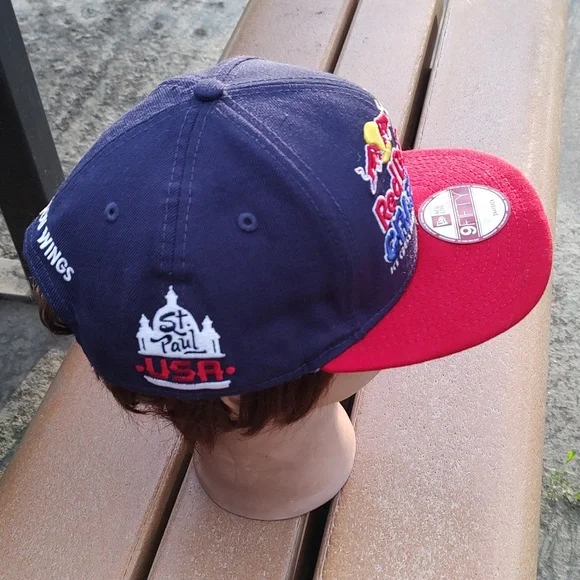 New Era 9FIFTY Red Bull Crashed Ice St. Paul USA Blue/Red Snapback Hat CapWool